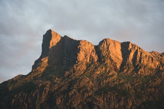 montaña en tamaño pequeño