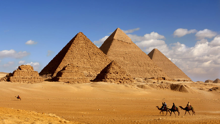 Egipto, más allá de las pirámides, una experiencia para viajar con los cinco sentidos.
